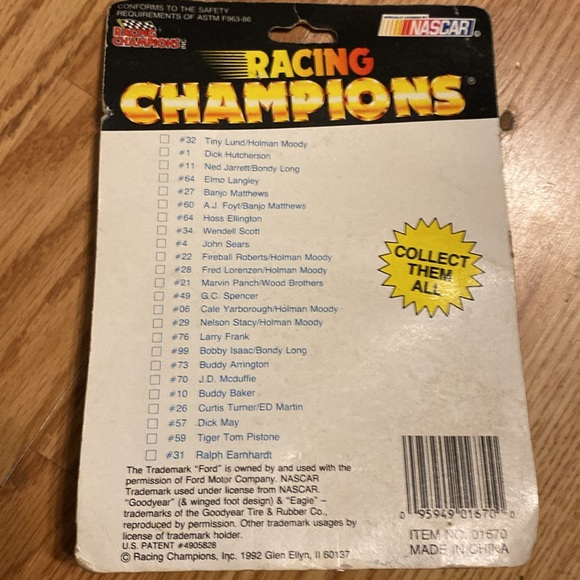 NASCAR Racing Champions - Picture 2 of 3